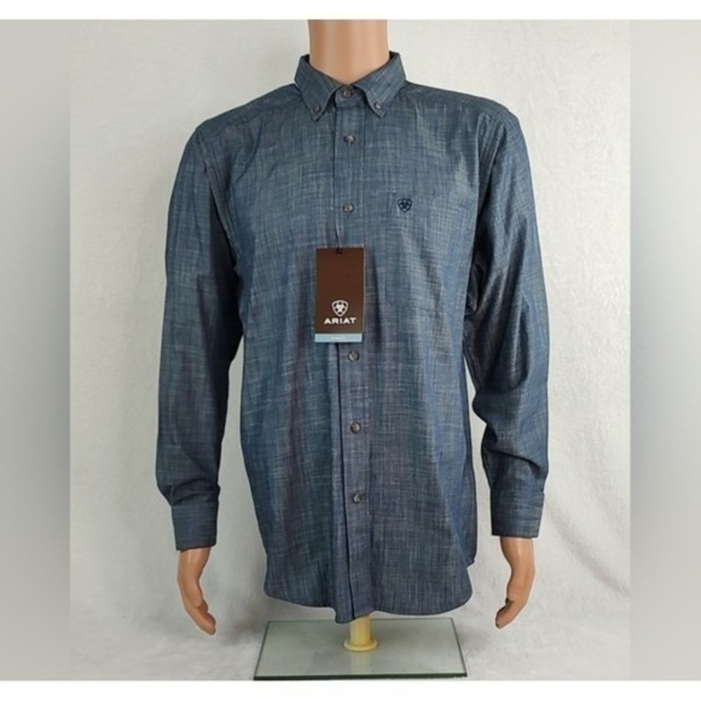 Ariat Mens Classic Fit Long Sleeve Button Down Shirt Blue Textured NWT M